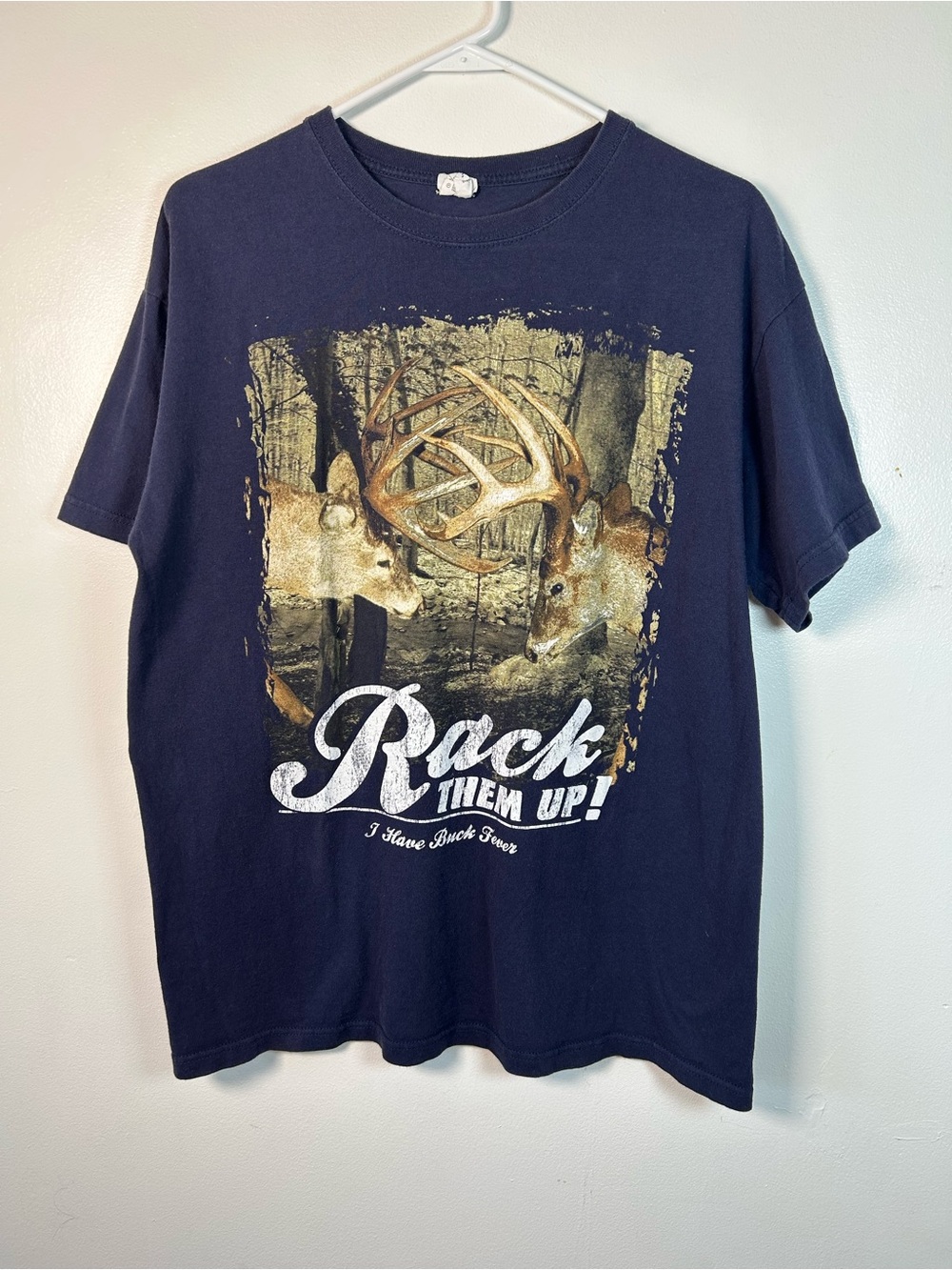 VTG RACK THEM UP! I HAVE BUCK FEVER NAVY GRAPHIC Tee Novelty Dad Hunting Sz Lg
